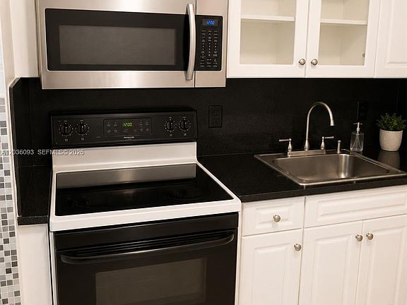 5th image of 6770 Indian Creek Dr APT 7P