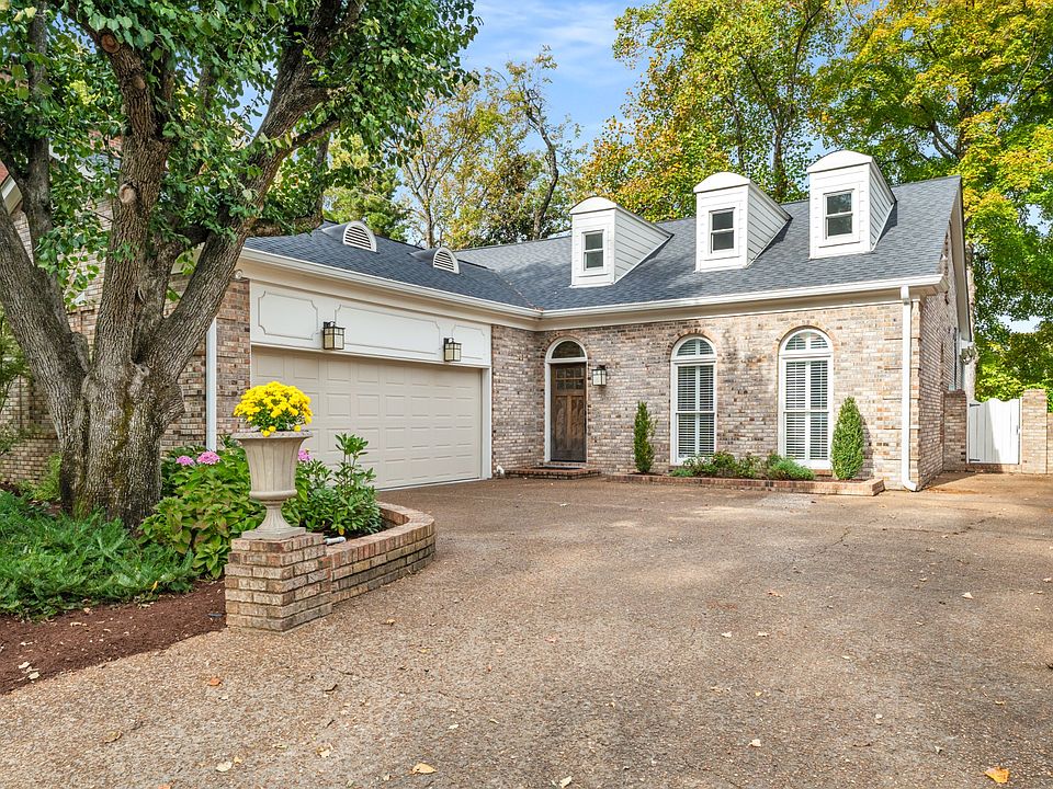 1st image of 118 Postwood Pl