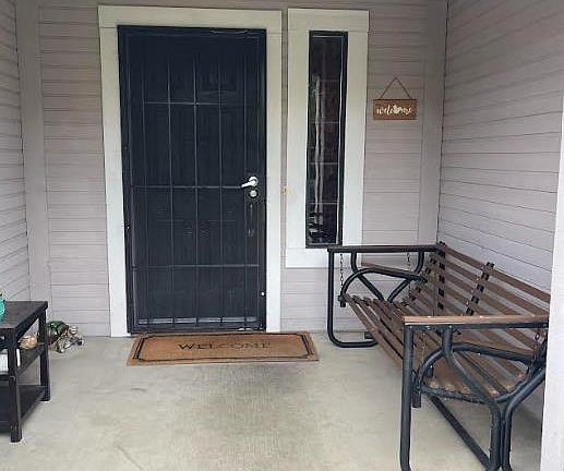 5th image of 687 N Milner St