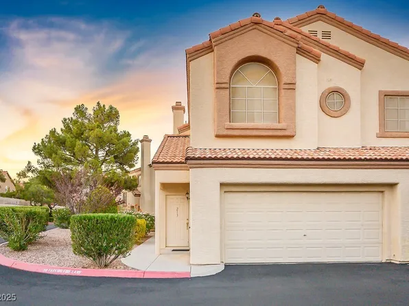 8301 Boseck Dr Unit 213, Las Vegas, NV 89145
