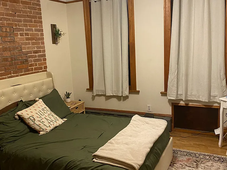923 Willow Ave #5 — Photo 2