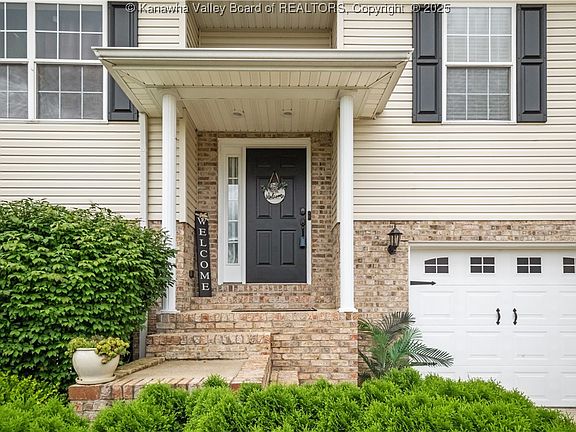 4th image of 525 Diamond Dr