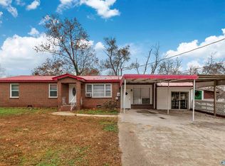1006 Woodall St, Albertville, AL 35951