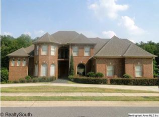 5207 Lake Crest Cir, Hoover, AL 35226