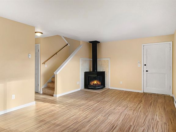 2nd image of 5632 123rd Avenue SE #13