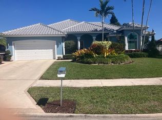7043 Peninsula Ct, Lake Worth, FL 33467