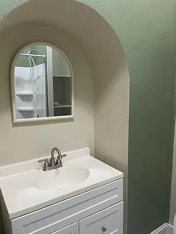 2 bed, 1.5 bath, 1484 sqft, $900 — Photo 3