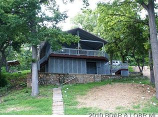 40 Reta Ln, Sunrise beach, MO 65079