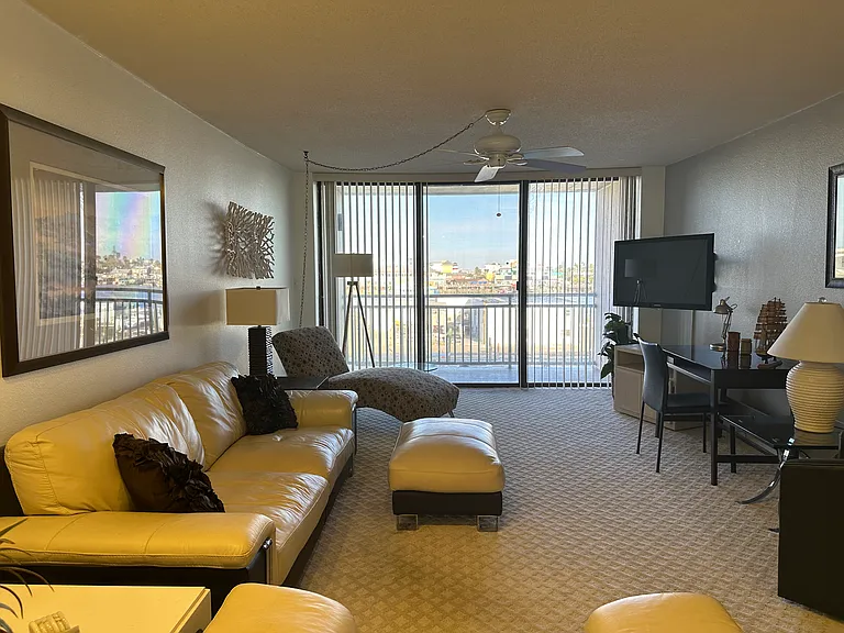 Open Living, Dining Concept