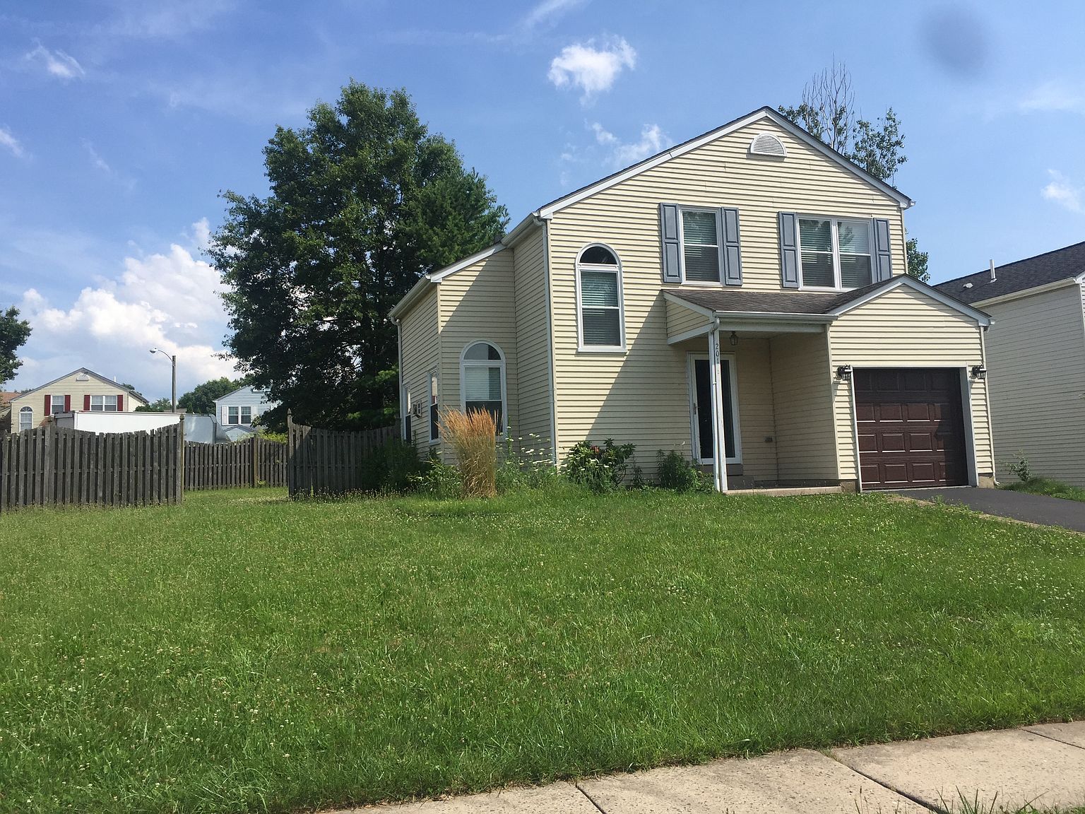 201 Village Green Ln, Telford, PA 18969 Zillow