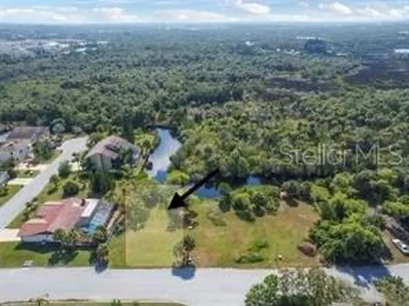 5822 Seabreeze Dr #100, Pt Richey, FL 34668