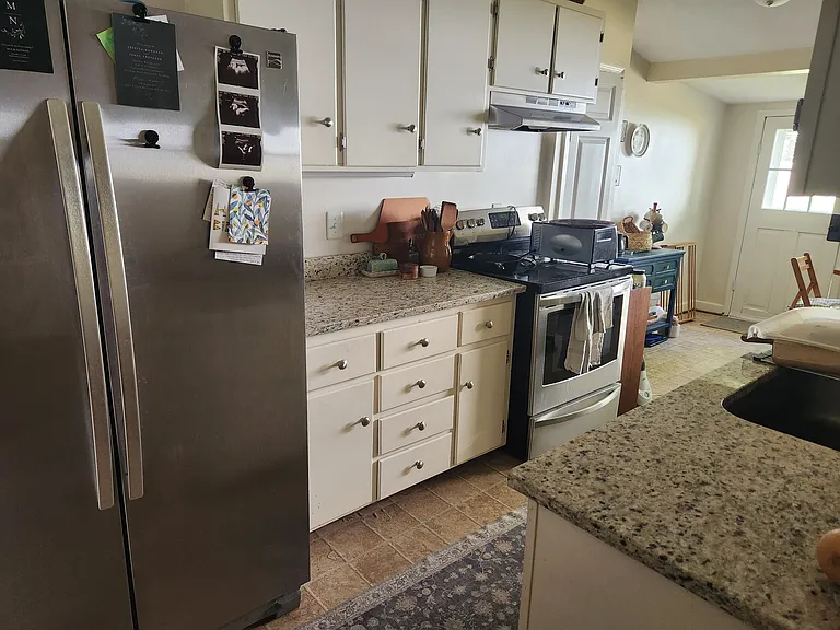 325 James Blvd #2 — Photo 9