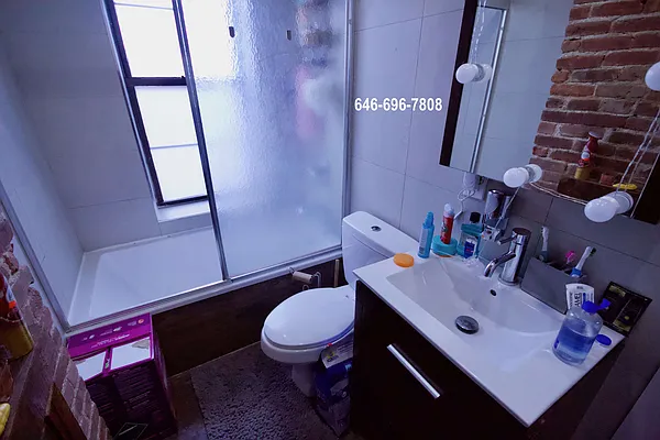 Rented by Meller Maayan S | media 12
