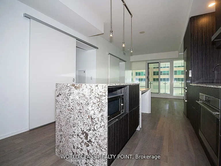 1 Bloor St E #1511 — Photo 3