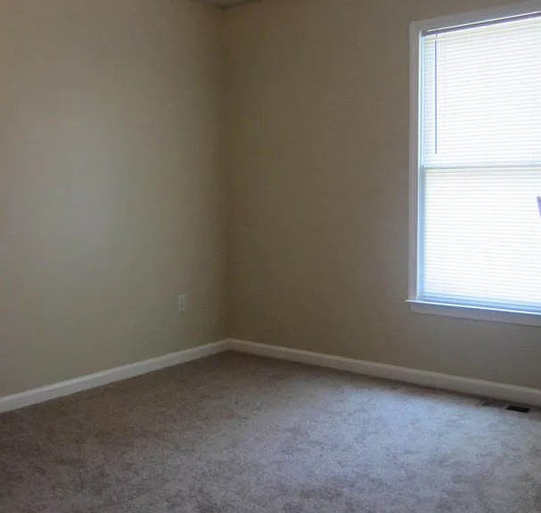 1673 Independence Dr — Photo 9