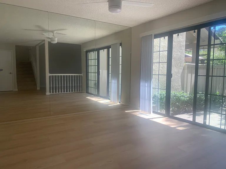413 Brutus Ct — Photo 12