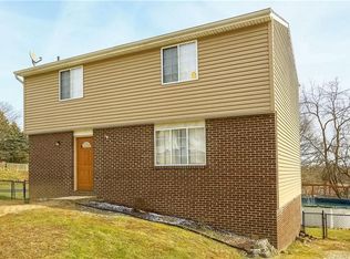 1701 Trolist Dr, North Huntingdon, PA 15642
