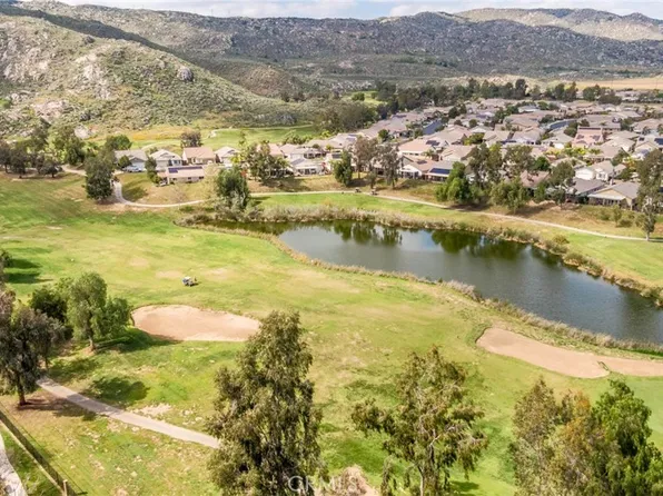 8180 Pavin Ln, Hemet, CA 92545