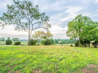 970 Robinson Renaker Rd, Berry, KY 41003