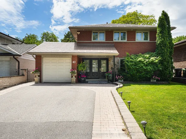 41 Hamptonbrook Dr, Toronto, ON M9P 1A2