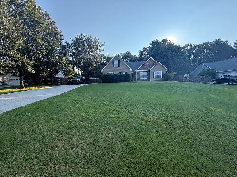 1890 Hampton Walk Ct — Photo 2