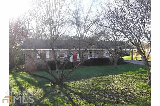 709 Walton Rd photo 1