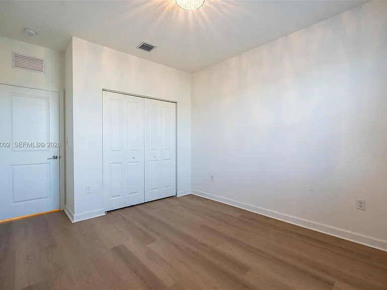 11933 SW 244th Ln — Photo 6