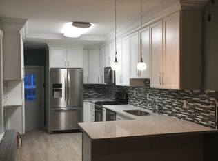 408 Chestnut St, West Reading, PA 19611