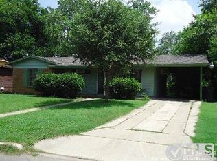 4228 Silver Lake Dr, San Antonio, TX 78219