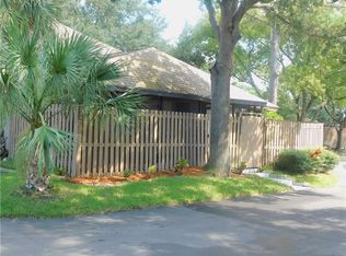 809 Hunters Ct, Brandon, FL 33511