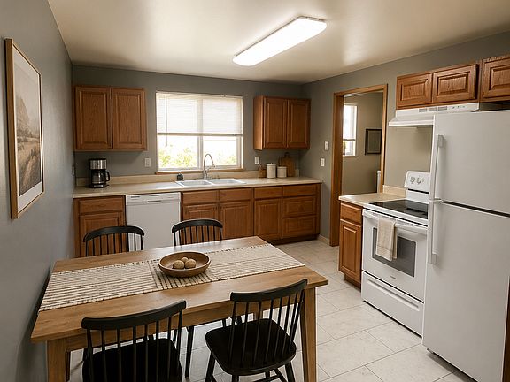 2nd image of 1307 E South St #15