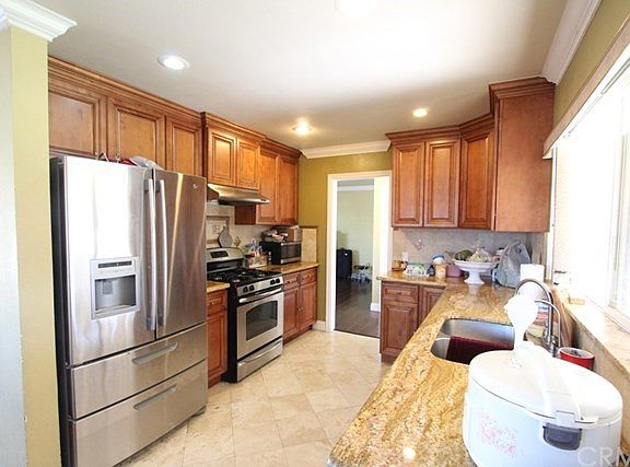 4th image of 8501 Elmer Ln