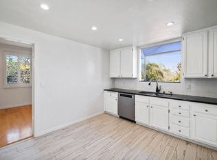 200 N Almont Dr #302, Beverly Hills, CA 90211