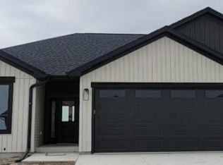 2810 Sheridan Dr, Norfolk, NE 68701