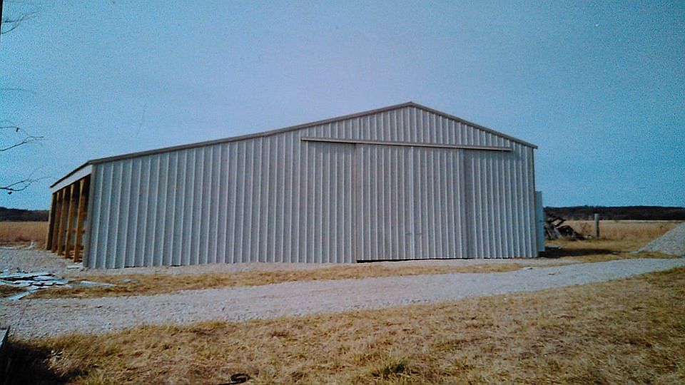 30 x 50 metal barn.