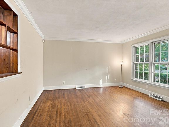 5th image of 1518 Keeling Pl
