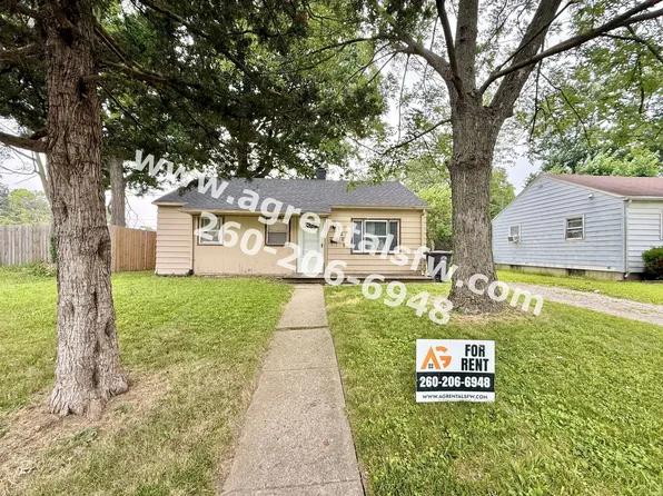 4920 Oliver St, Fort Wayne, IN 46806