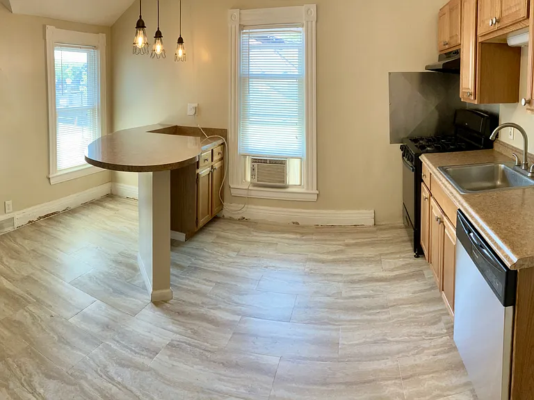 63 Rowley St #B2 — Photo 3