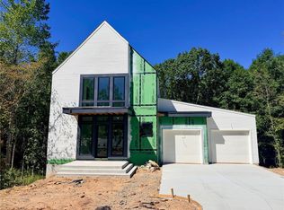 175 Cedarwood Ln, Roswell, GA 30075