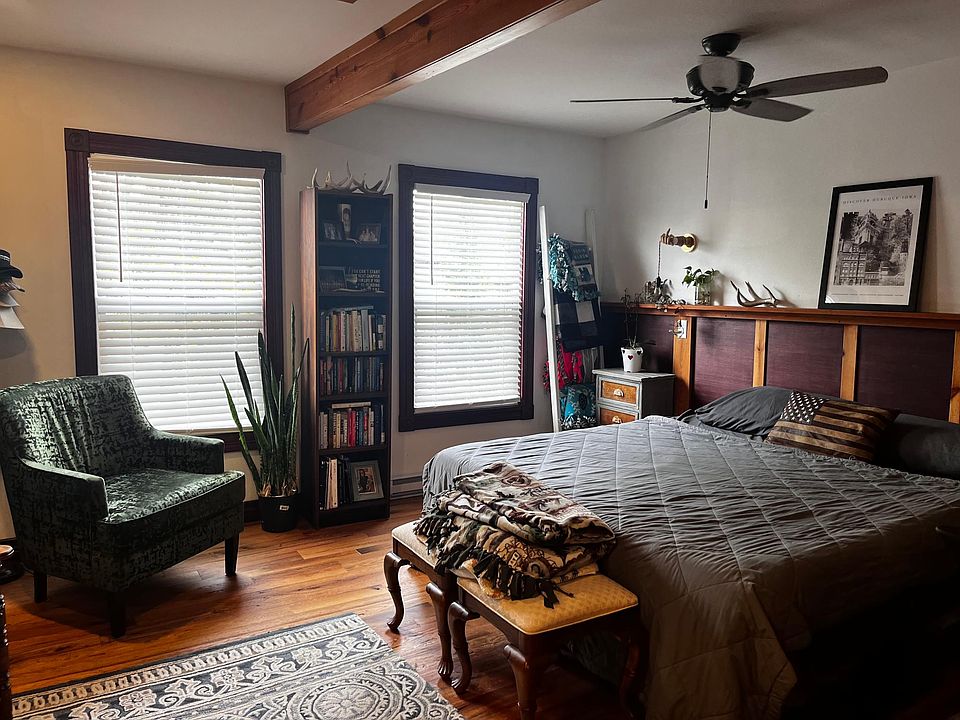 1st image of 791 Glen Oak St #2