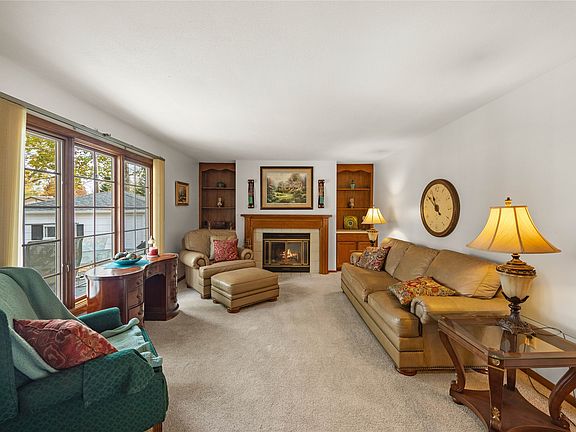 4th image of 1202 SW Kenworthy Dr