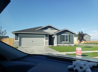 7718 E Toussand Dr, Nampa, ID 83687