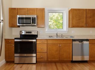 851 Congress St APT 2, Portland, ME 04102