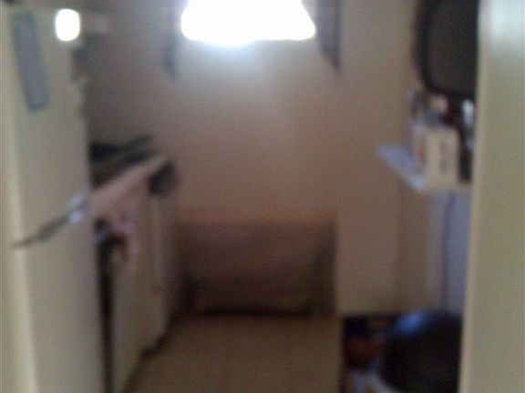 5th image of 12 Medway St