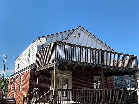 2nd image of 1345 Bayville Ct