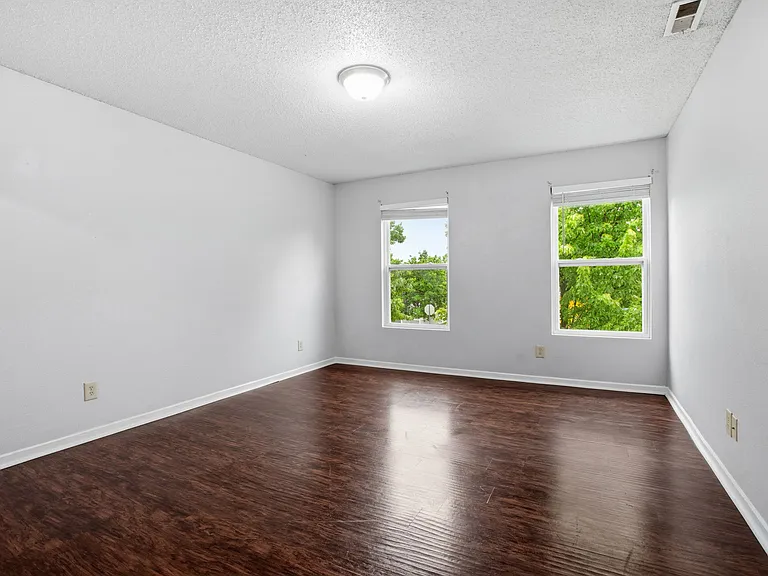 12192 Maize Dr — Photo 37