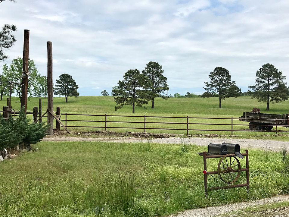 Entry from Mt. Moriah Rd. 