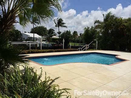 3rd image of 616 Lighthouse Dr