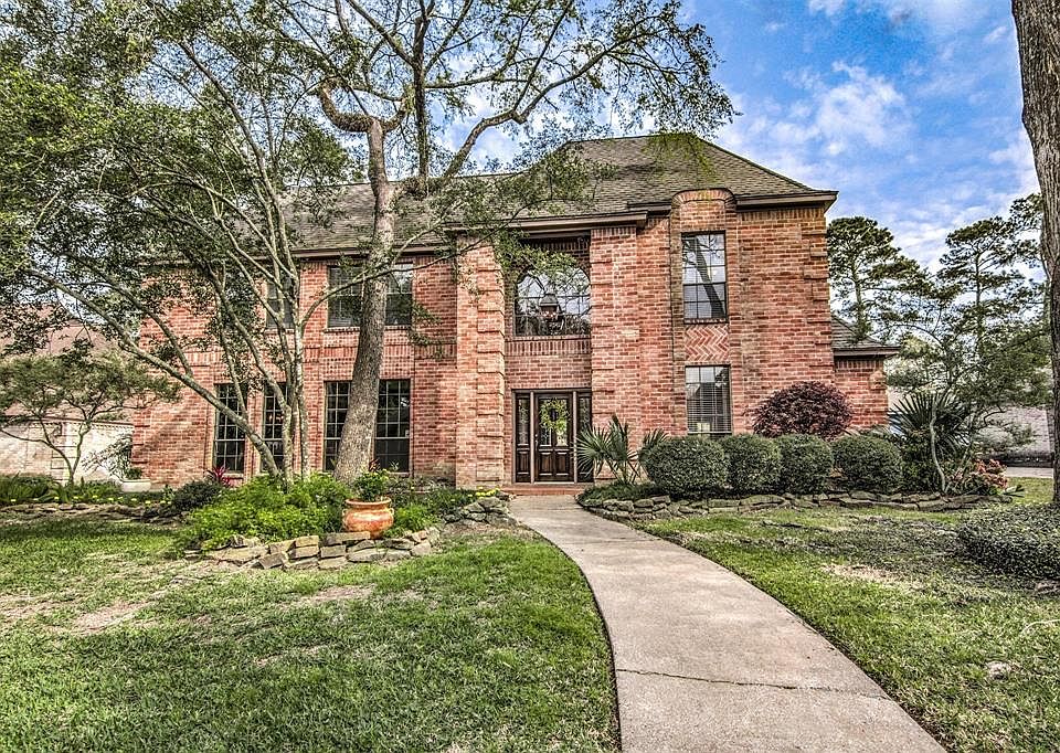 1st image of 4211 Hill Forest Dr