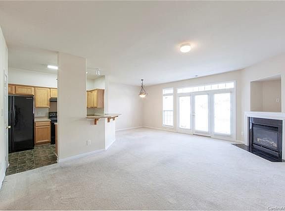 4th image of 4011 Abbottsbury Dr